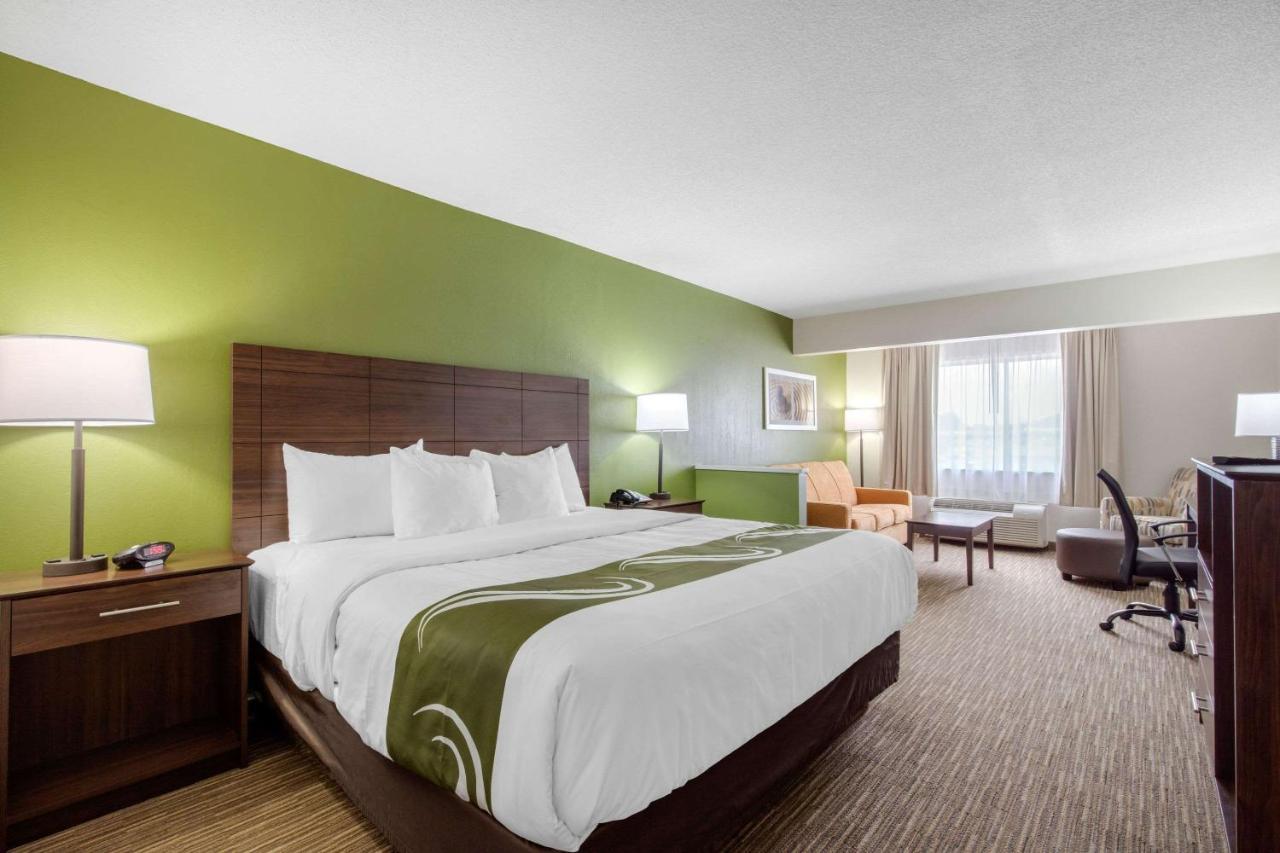 Quality Inn & Suites Mountain Home North Екстер'єр фото
