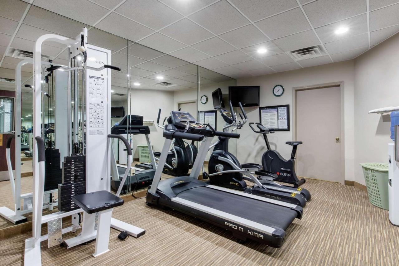 Quality Inn & Suites Mountain Home North Екстер'єр фото