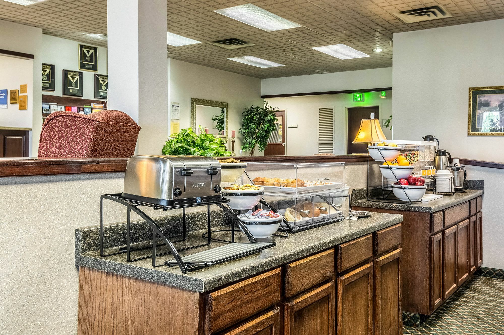Quality Inn & Suites Mountain Home North Екстер'єр фото